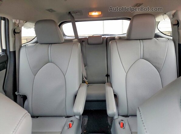 5TDDZRBH1LS023710 2020 TOYOTA HIGHLANDER Белый Вид задних сидений