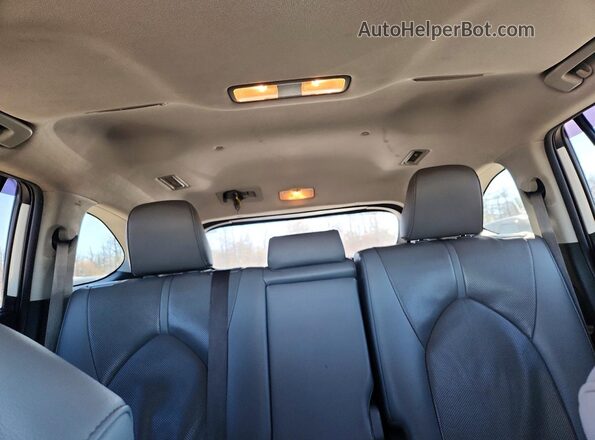 5TDDZRBH1LS033542 2020 TOYOTA HIGHLANDER Белый Вид задних сидений
