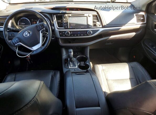 5TDDZRFH1JS907928 2018 TOYOTA LIMITED Серый Вид панели приборов