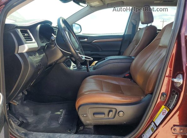 5TDDZRFH2HS481368 2017 TOYOTA HIGHLANDER Темно-бордовый Вид салона спереди