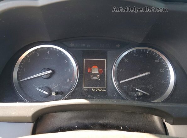 5TDDZRFH2JS824072 2018 TOYOTA HIGHLANDER Silver Instrument cluster view