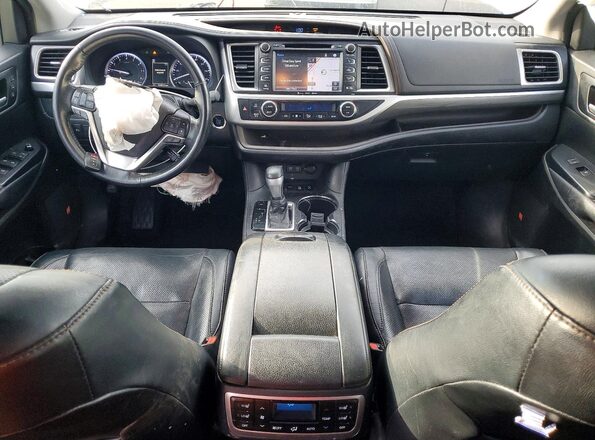 5TDDZRFH4JS838314 2018 TOYOTA LIMITED Белый Вид панели приборов