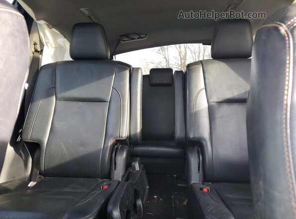 5TDDZRFH4JS838314 2018 TOYOTA LIMITED Белый Вид задних сидений