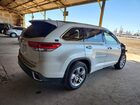 2017 Toyota Highlander Limited White vin: 5TDDZRFH5HS447571