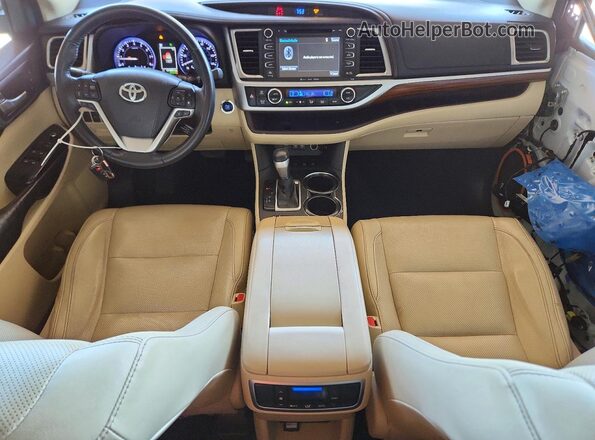 5TDDZRFH5HS447571 2017 TOYOTA HIGHLANDER White Widok deski rozdzielczej