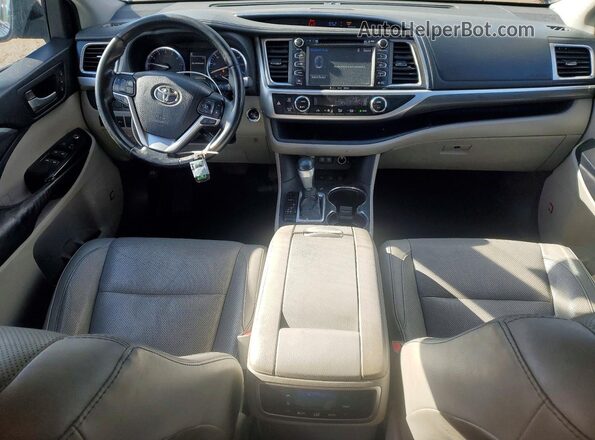 5TDDZRFH7JS911398 2018 TOYOTA HIGHLANDER Blue Widok deski rozdzielczej