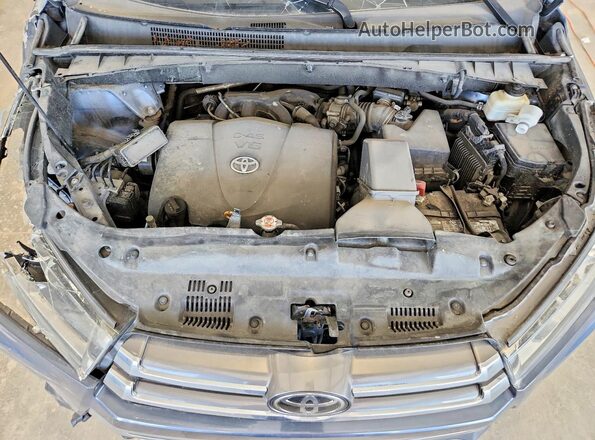 5TDDZRFH8HS464624 2017 TOYOTA HIGHLANDER Blue Vista del compartimento del motor