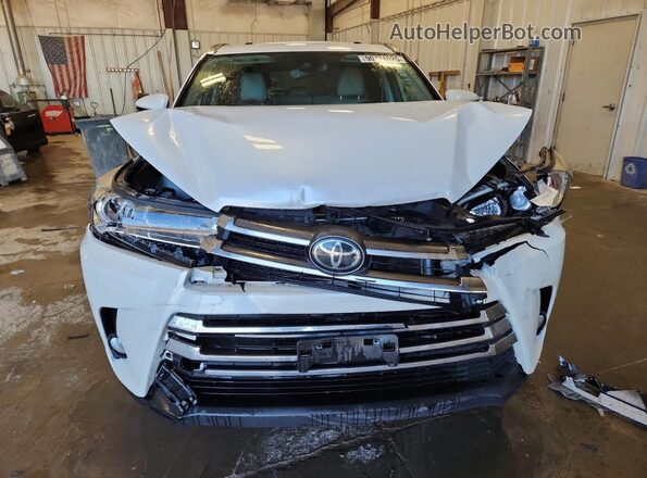 5TDDZRFHXJS913226 2018 TOYOTA HIGHLANDER Белый Вид спереди