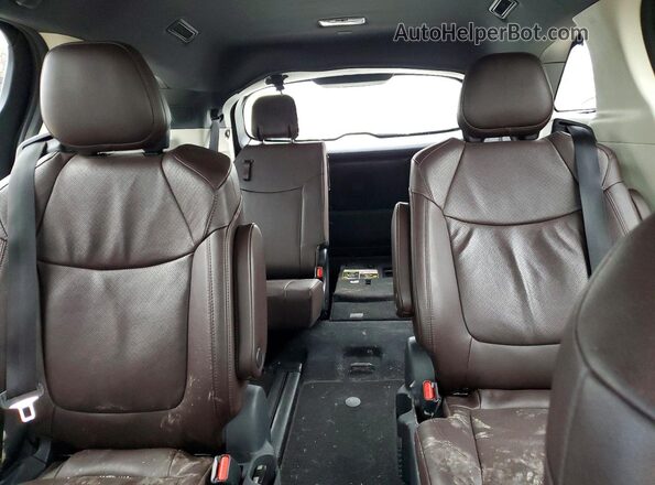 5TDERKEC0PS176600 2023 TOYOTA SIENNA Серый Вид задних сидений