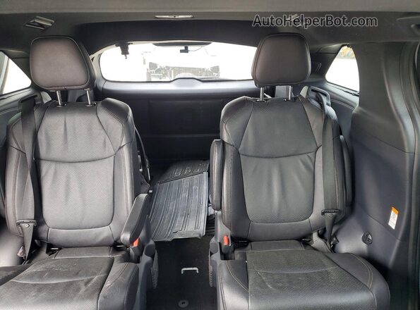 5TDESKFC0SS157671 2025 TOYOTA SIENNA White Rear seats view