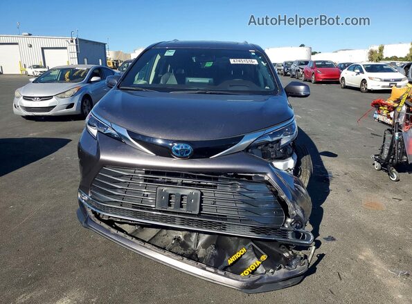 5TDESKFC4PS099636 2023 TOYOTA SIENNA Gray Вид спереду