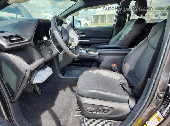 5TDESKFC7SS155450 2025 TOYOTA SIENNA Серый Вид салона спереди