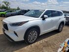 2022 Toyota Highlander Platinum White vin: 5TDFZRBH5NS214221