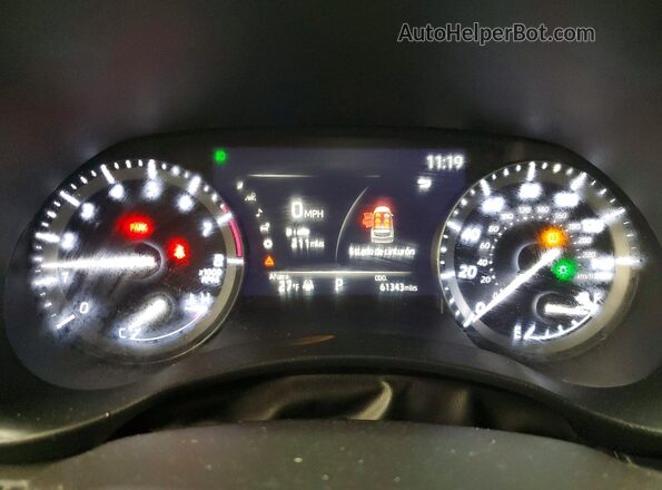 5TDFZRBH9LS043647 2020 TOYOTA HIGHLANDER Серебряный Вид щитка приборов