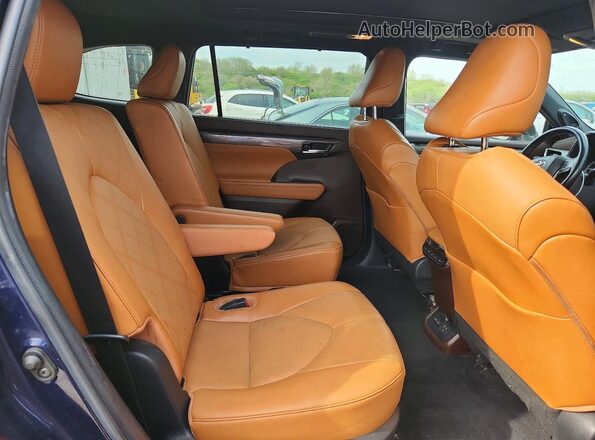 5TDFZRBH9NS229160 2022 TOYOTA HIGHLANDER Синий Вид задней части салона