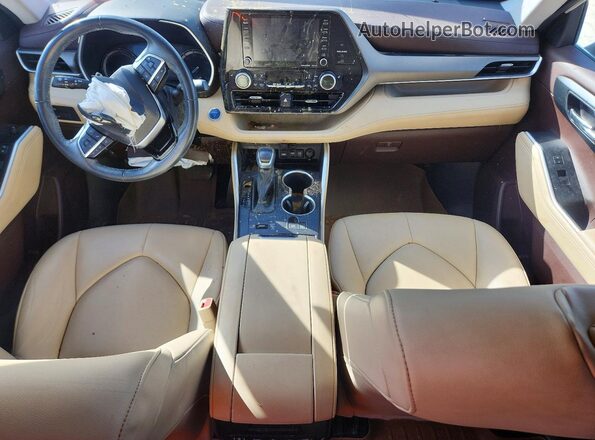 5TDGARAH2MS504962 2021 TOYOTA HIGHLANDER Белый Вид панели приборов
