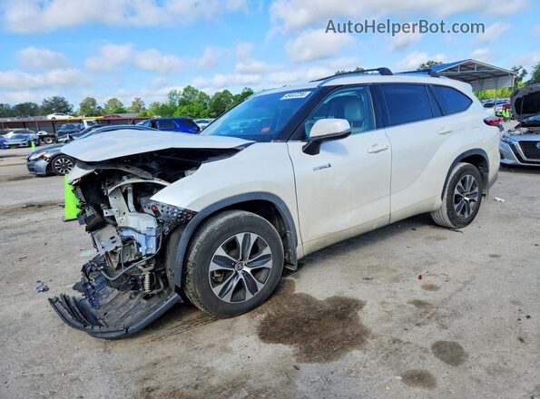 5TDGARAH2MS504962 2021 TOYOTA HIGHLANDER Белый Передняя левая четверть