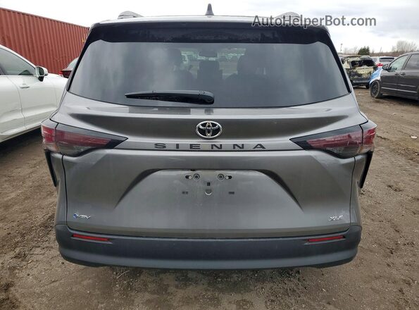 5TDGRKEC3TS292537 2026 TOYOTA SIENNA Gray Հետևի տեսք