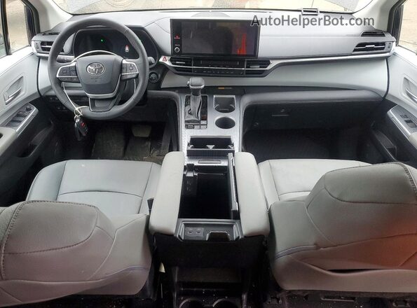 5TDGRKEC5TS291356 2026 TOYOTA SIENNA Blue Widok deski rozdzielczej