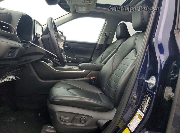 5TDGZRBH3MS543390 2021 TOYOTA LE Синий Вид салона спереди