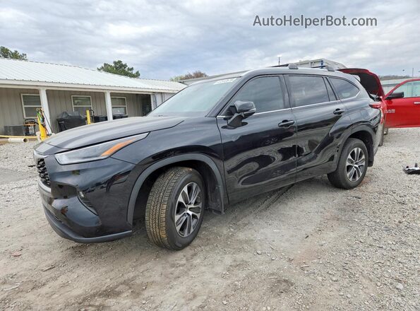 5TDGZRBH3MS559136 2021 TOYOTA HIGHLANDER Black Przód lewy