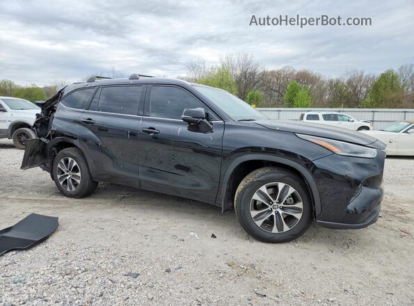 5TDGZRBH3MS559136 2021 TOYOTA HIGHLANDER Black Przód prawy