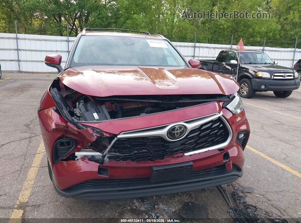 5TDGZRBH6MS079222 2021 TOYOTA HIGHLANDER Красный Вид задней части салона