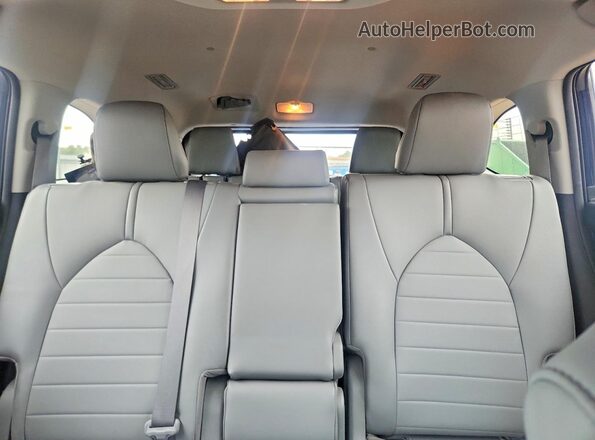 5TDHBRCH2MS531741 2021 TOYOTA HIGHLANDER Синий Вид задних сидений