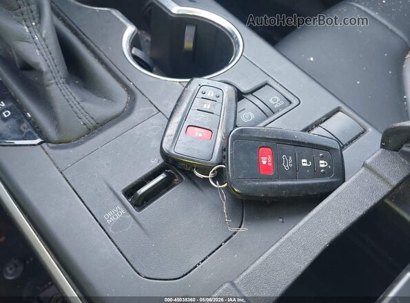 5TDHBRCH8LS501805 2020 TOYOTA LE Серый Вид панели приборов