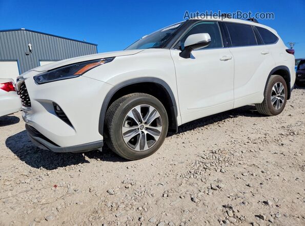 5TDHZRBH5MS551589 2021 TOYOTA LE Белый Передняя левая четверть