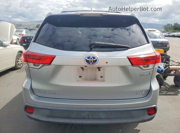 5TDJGRFH4JS041716 2018 TOYOTA HIGHLANDER Серый Вид сзади