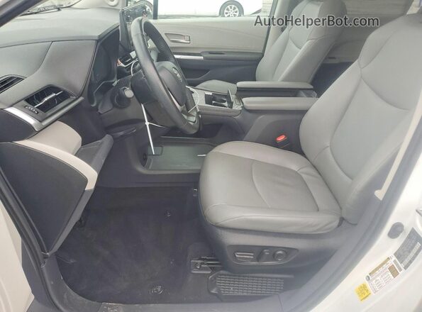 5TDJRKEC6NS107907 2022 TOYOTA SIENNA Белый Вид салона спереди
