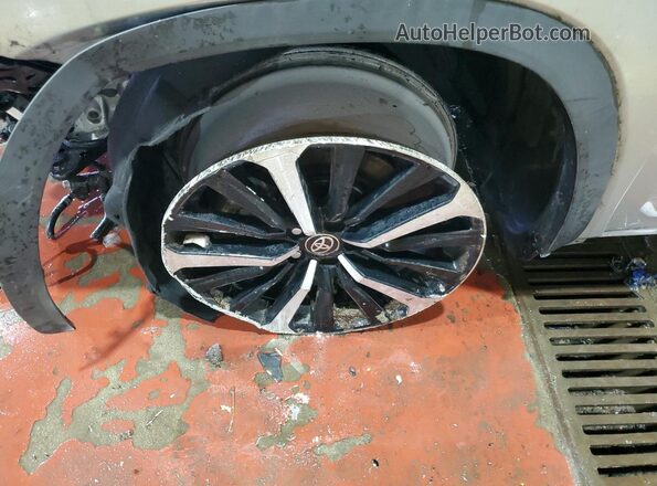 5TDJZRBH5MS069920 2021 TOYOTA HIGHLANDER Серебряный 
