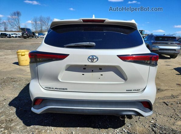 5TDJZRBH6MS119045 2021 TOYOTA HIGHLANDER Белый Вид сзади