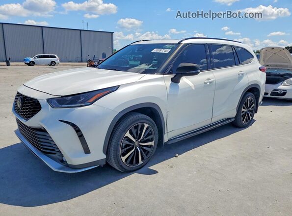 5TDJZRBH7MS134282 2021 TOYOTA HIGHLANDER Белый Передняя левая четверть