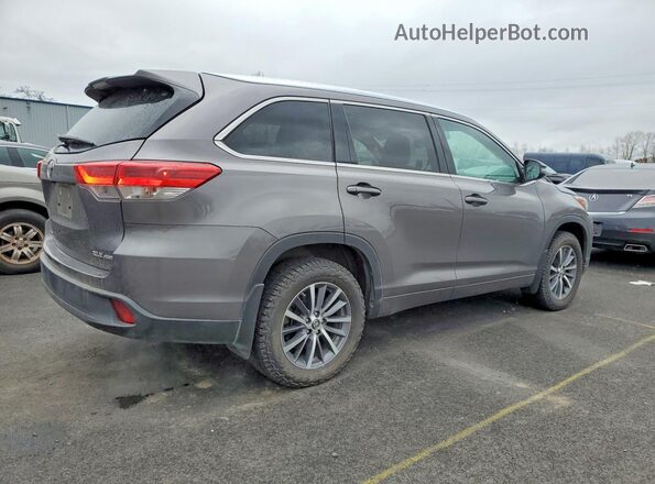 5TDJZRFH0HS422984 2017 TOYOTA LE Серебряный Задняя правая четверть