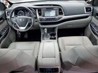 2017 Toyota Highlander Xle Серебряный vin: 5TDJZRFH0HS422984