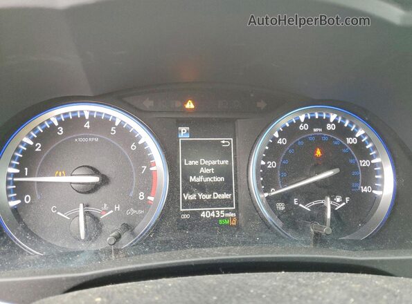 5TDJZRFH0HS422984 2017 TOYOTA LE Серебряный Вид щитка приборов