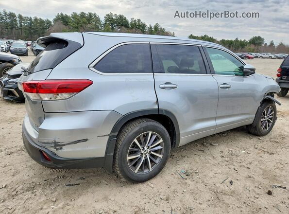 5TDJZRFH0JS539888 2018 TOYOTA HIGHLANDER Silver Rear right