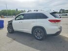 2018 Toyota Highlander Xle Awd Silver vin: 5TDJZRFH0JS543083