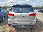 2018 Toyota Highlander Xle Silver vin: 5TDJZRFH0JS552835