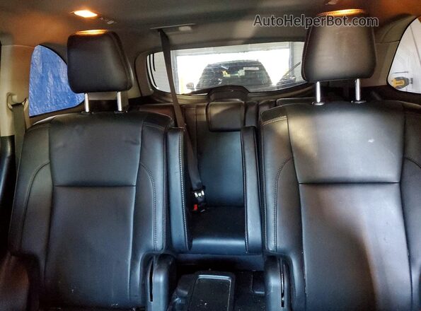 5TDJZRFH0JS893863 2018 TOYOTA HIGHLANDER Black Rear seats view
