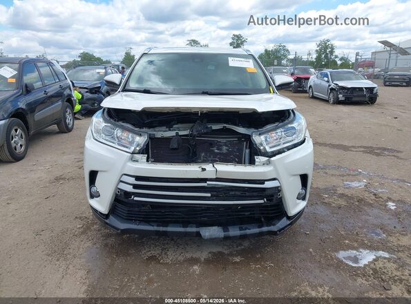 5TDJZRFH0JS912508 2018 TOYOTA HIGHLANDER White Widok zestawu wskaźników