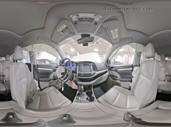 5TDJZRFH1JS811767 2018 TOYOTA LE Белый Панорамный вид салона 360°