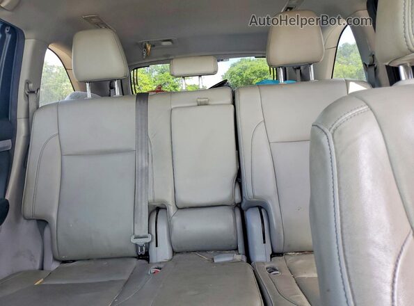 5TDJZRFH1JS836068 2018 TOYOTA HIGHLANDER White უკანა სავარძლების ხედი