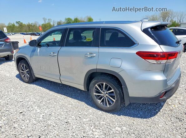 5TDJZRFH2HS438801 2017 TOYOTA HIGHLANDER Серебряный Задняя левая четверть