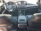 2017 Toyota Highlander Xle Серебряный vin: 5TDJZRFH2HS438801