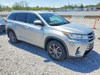 2017 Toyota Highlander Xle Серебряный vin: 5TDJZRFH2HS438801