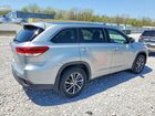2017 Toyota Highlander Xle Серебряный vin: 5TDJZRFH2HS438801