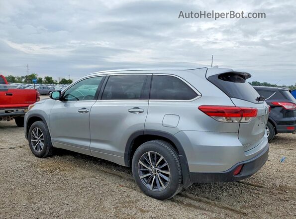5TDJZRFH2JS523403 2018 TOYOTA HIGHLANDER Silver Trasero izquierdo